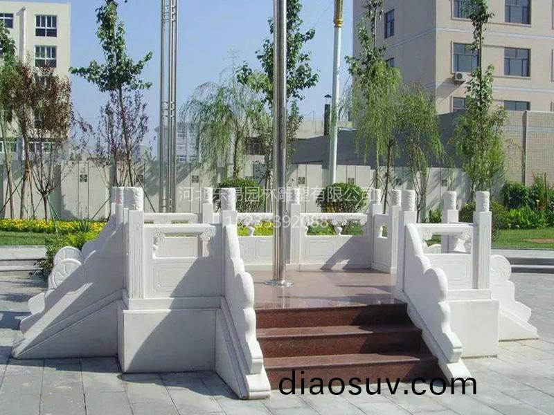 石欄(lan)闆價(jia)格